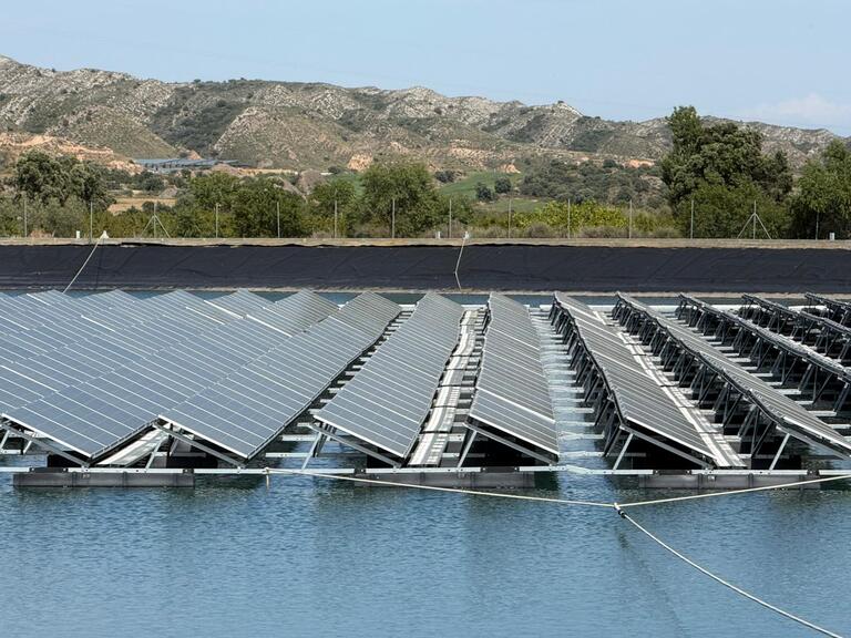Fotovoltaica flotante